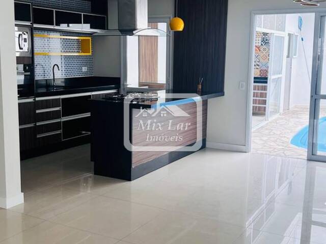 #6828 - Sobrado para Venda em Osasco - SP