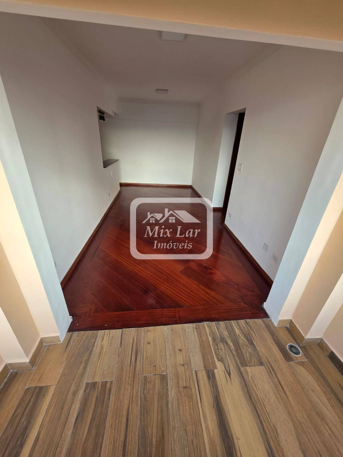 Apartamento para alugar com 2 quartos, 67m² - Foto 12