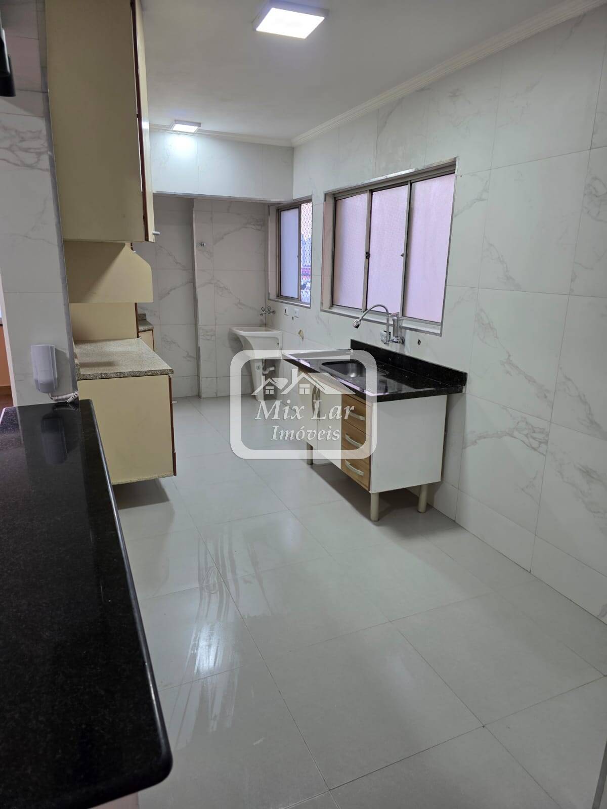 Apartamento para alugar com 2 quartos, 67m² - Foto 6