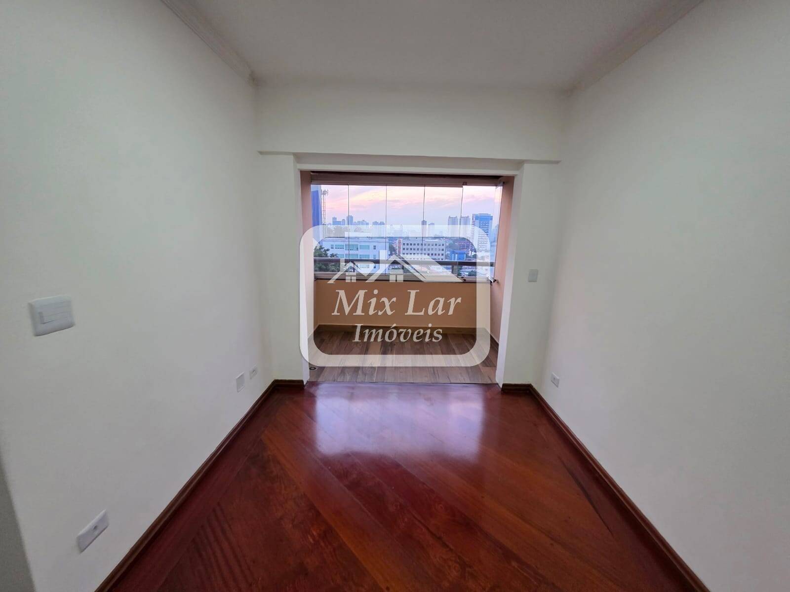 Apartamento para alugar com 2 quartos, 67m² - Foto 4