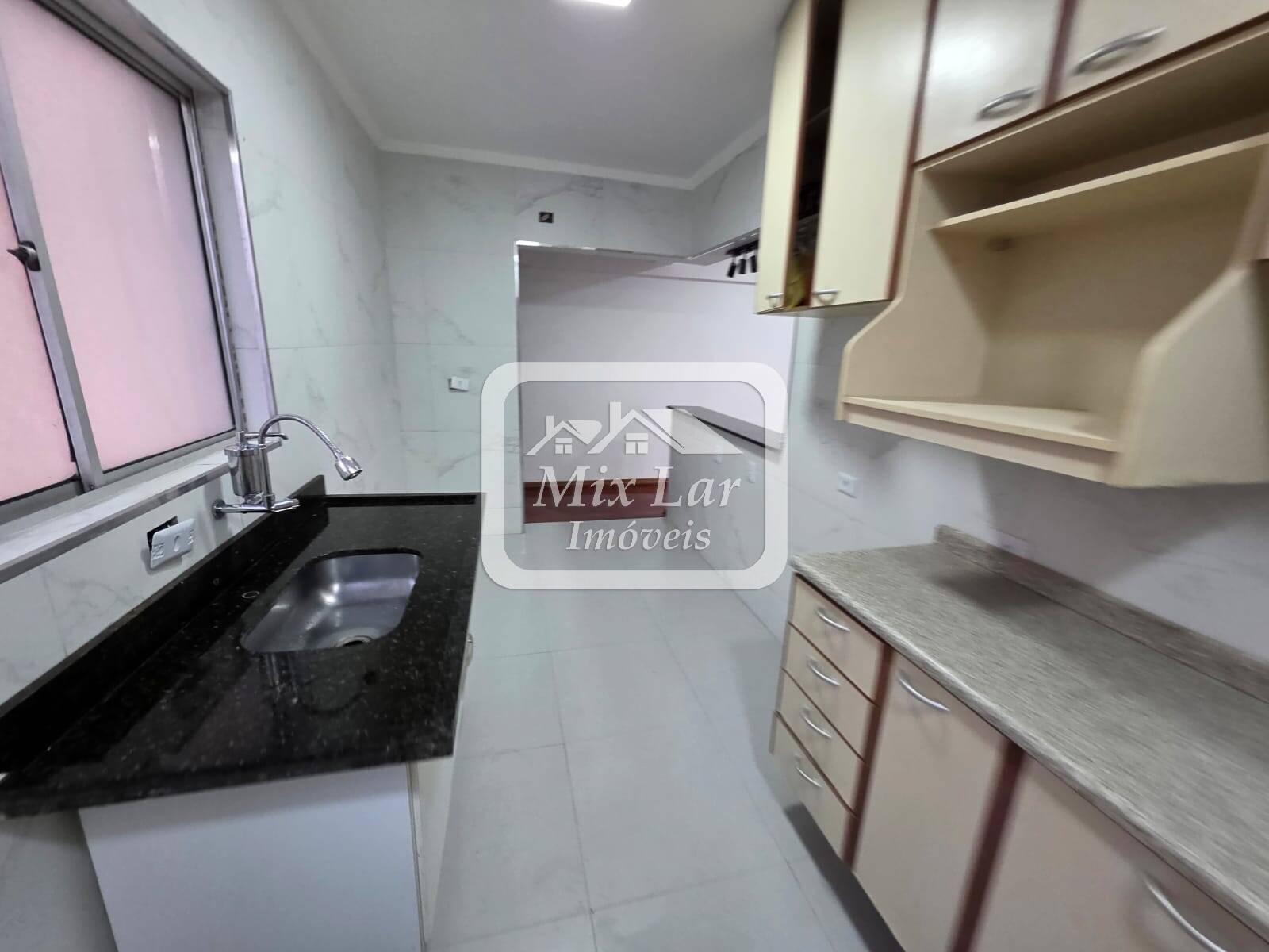 Apartamento para alugar com 2 quartos, 67m² - Foto 13