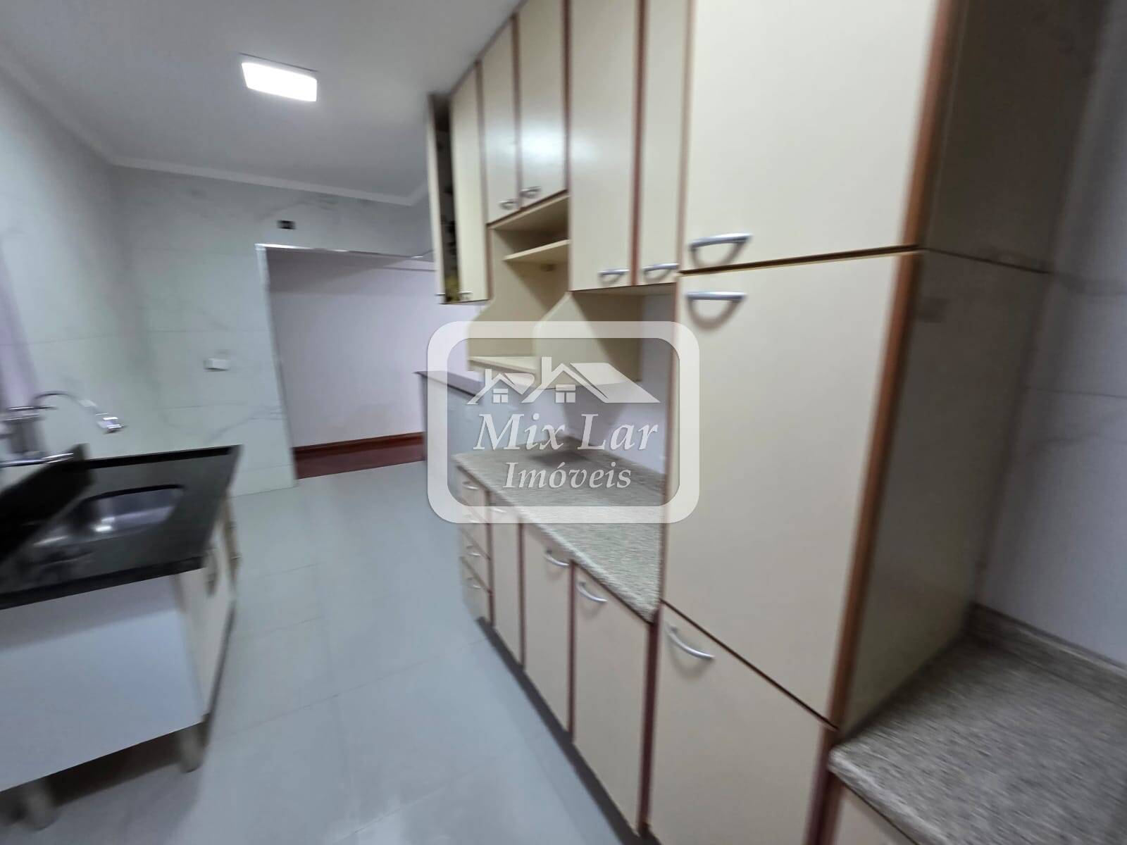 Apartamento para alugar com 2 quartos, 67m² - Foto 14