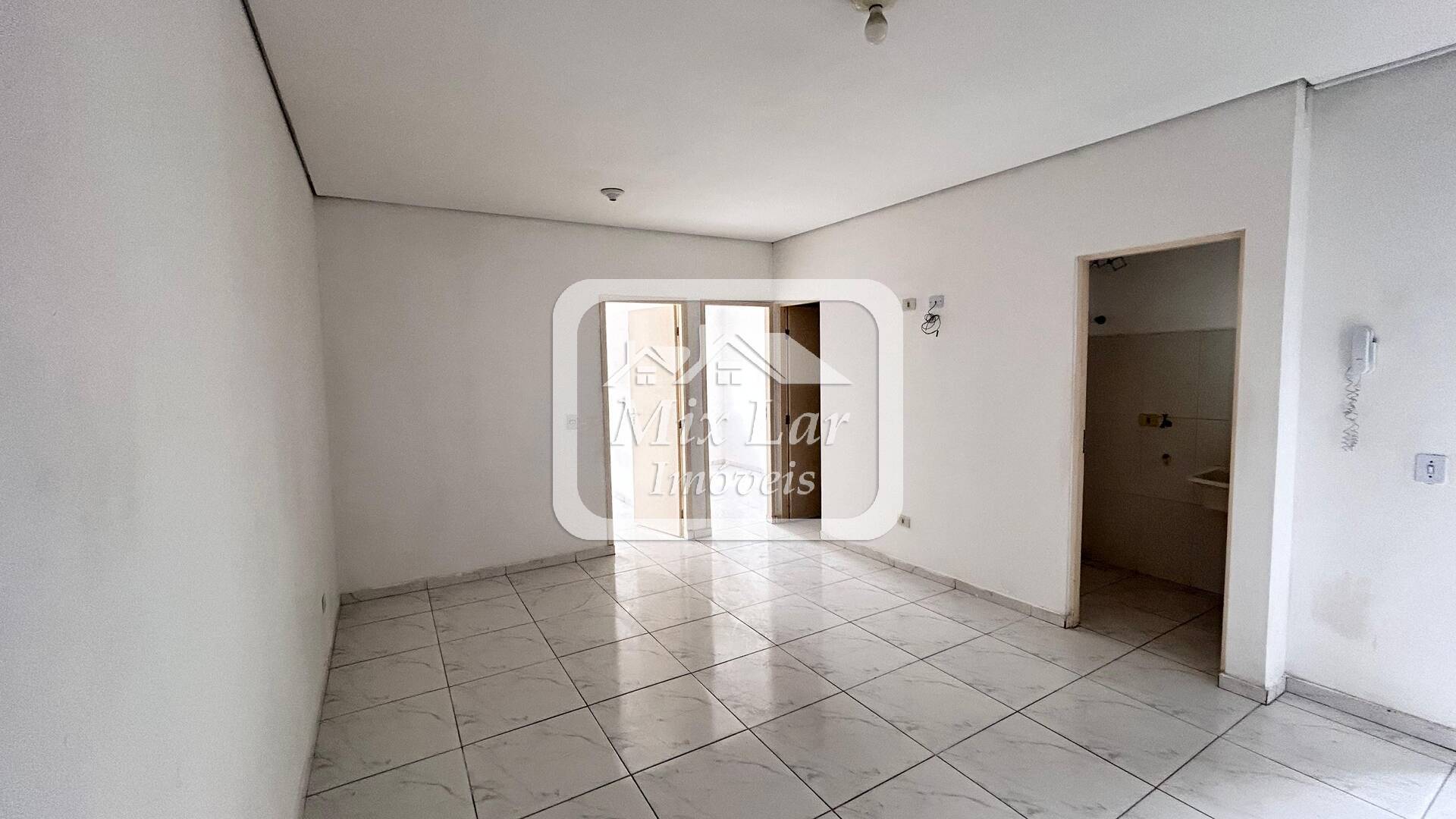 Casa para alugar com 2 quartos, 70m² - Foto 1