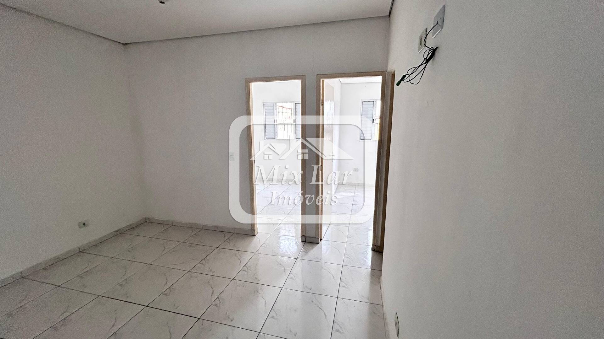 Casa para alugar com 2 quartos, 70m² - Foto 18