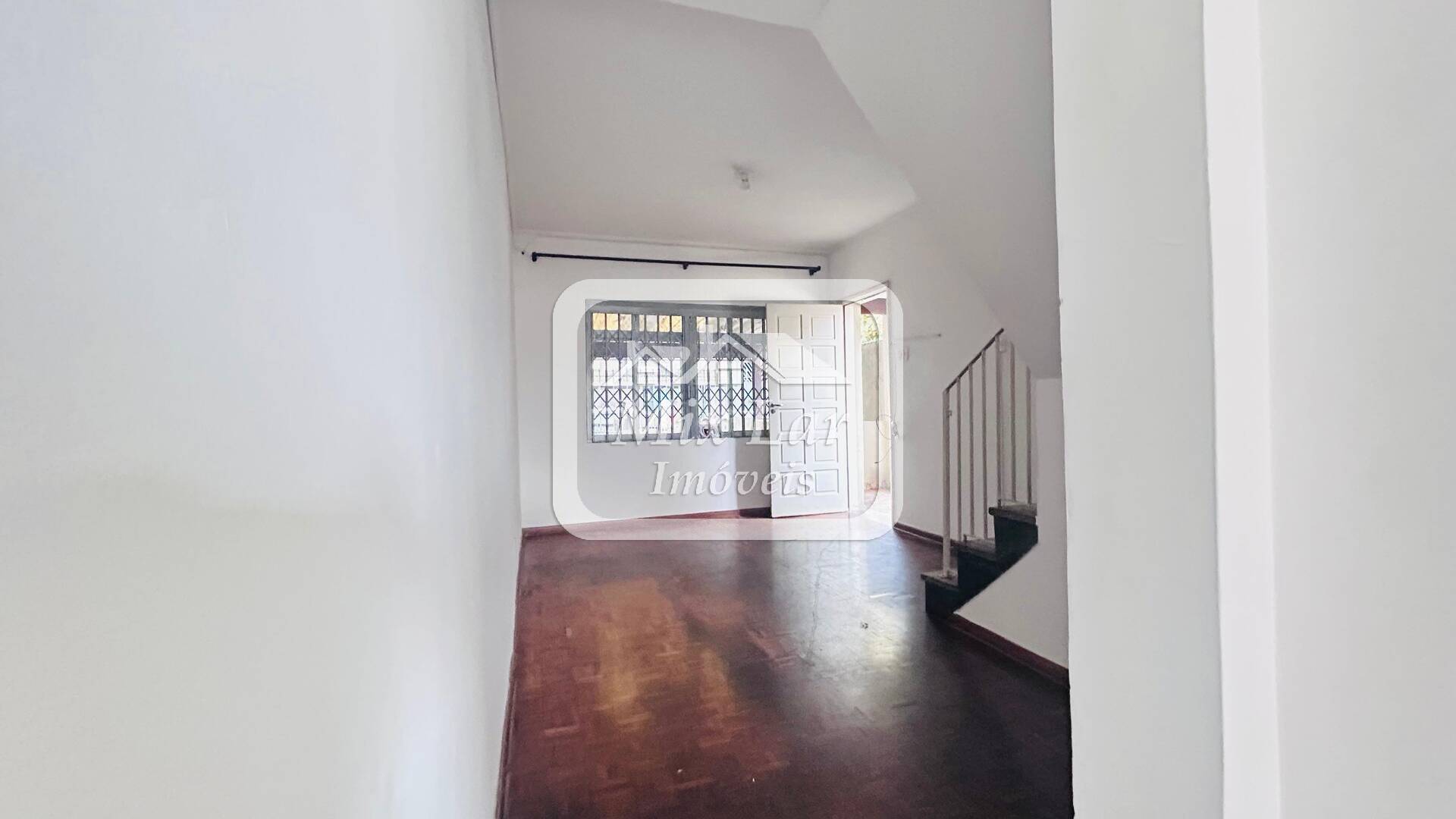 Sobrado para alugar com 2 quartos, 110m² - Foto 1