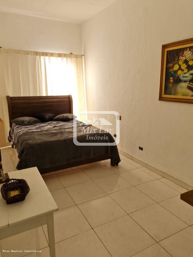 Casa, 6 quartos, 250 m² - Foto 2