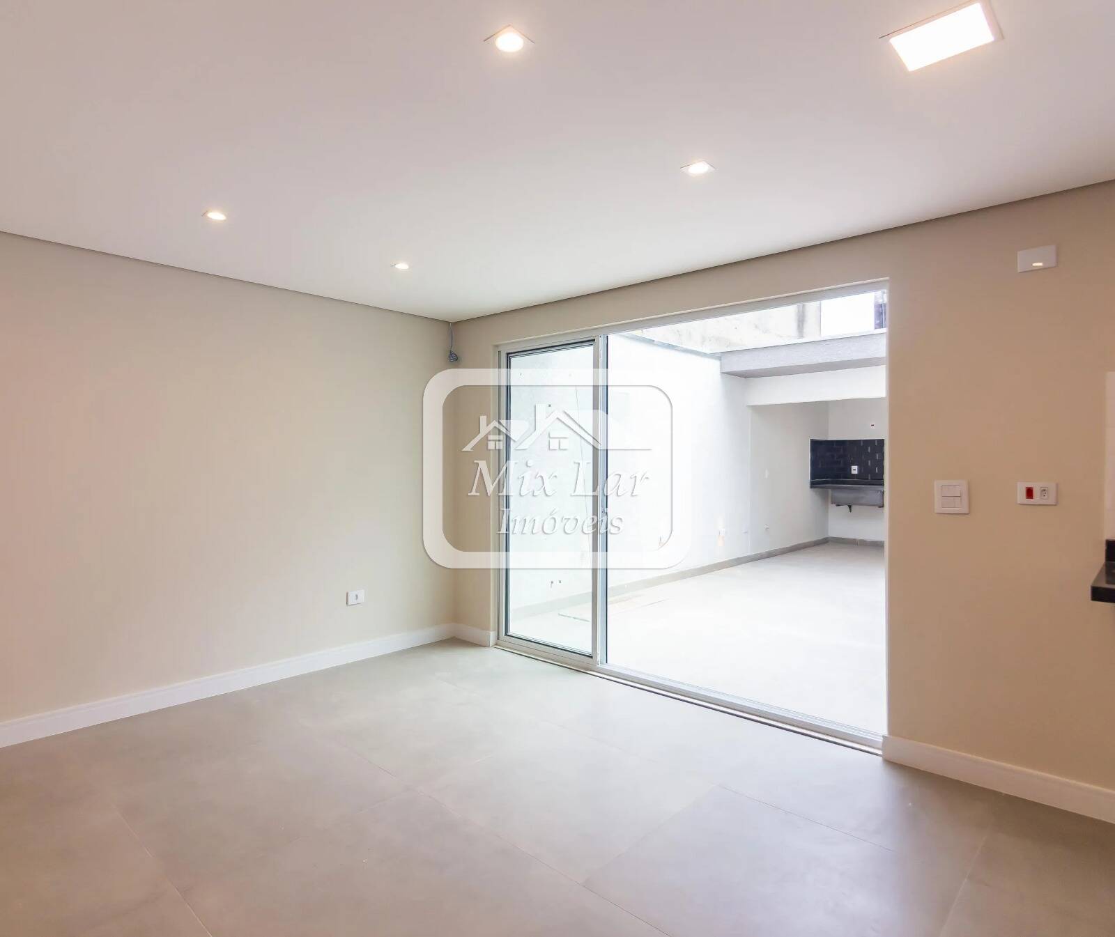 Sobrado, 5 quartos, 235 m² - Foto 3