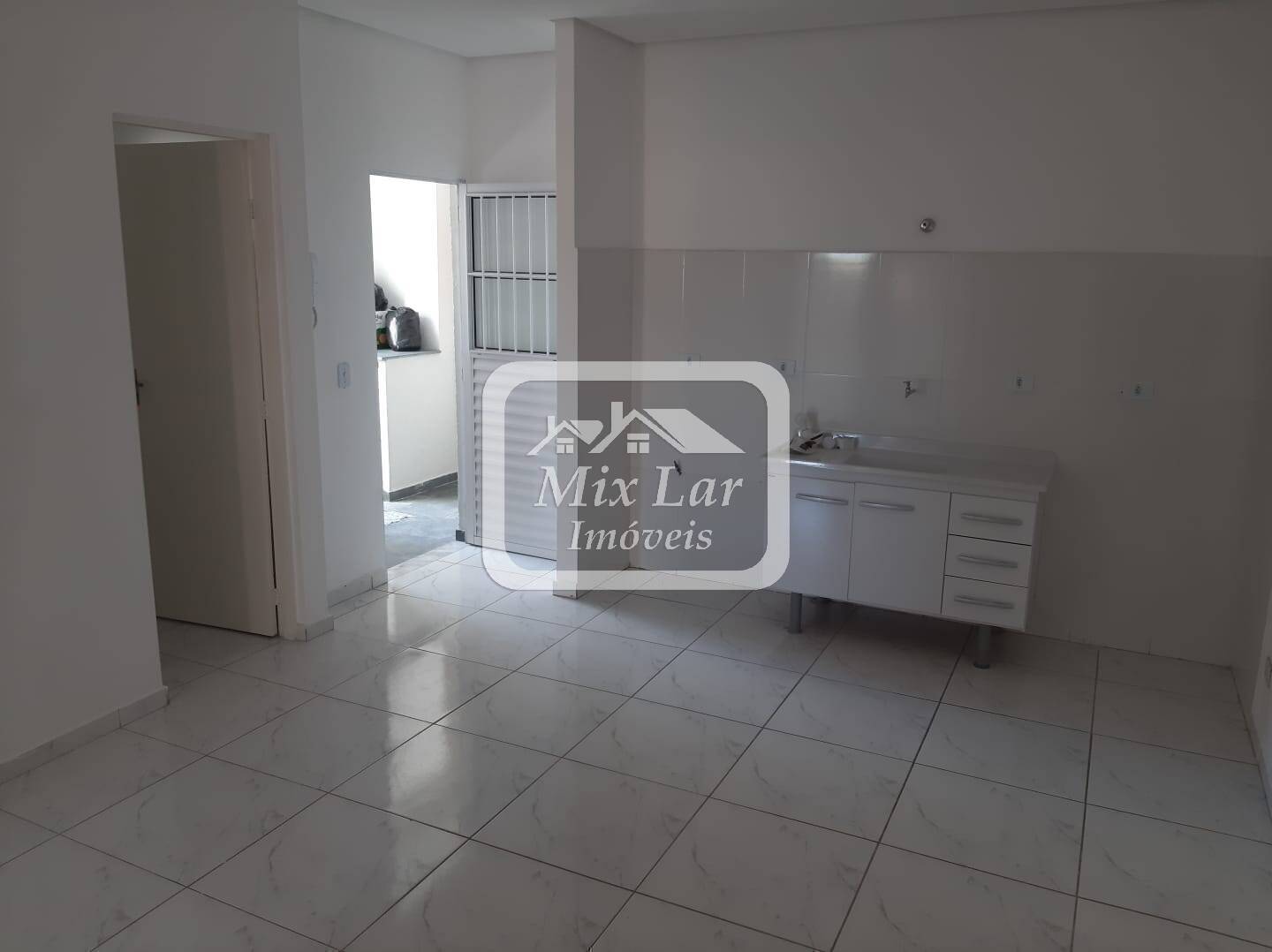 Casa para alugar com 2 quartos, 70m² - Foto 15