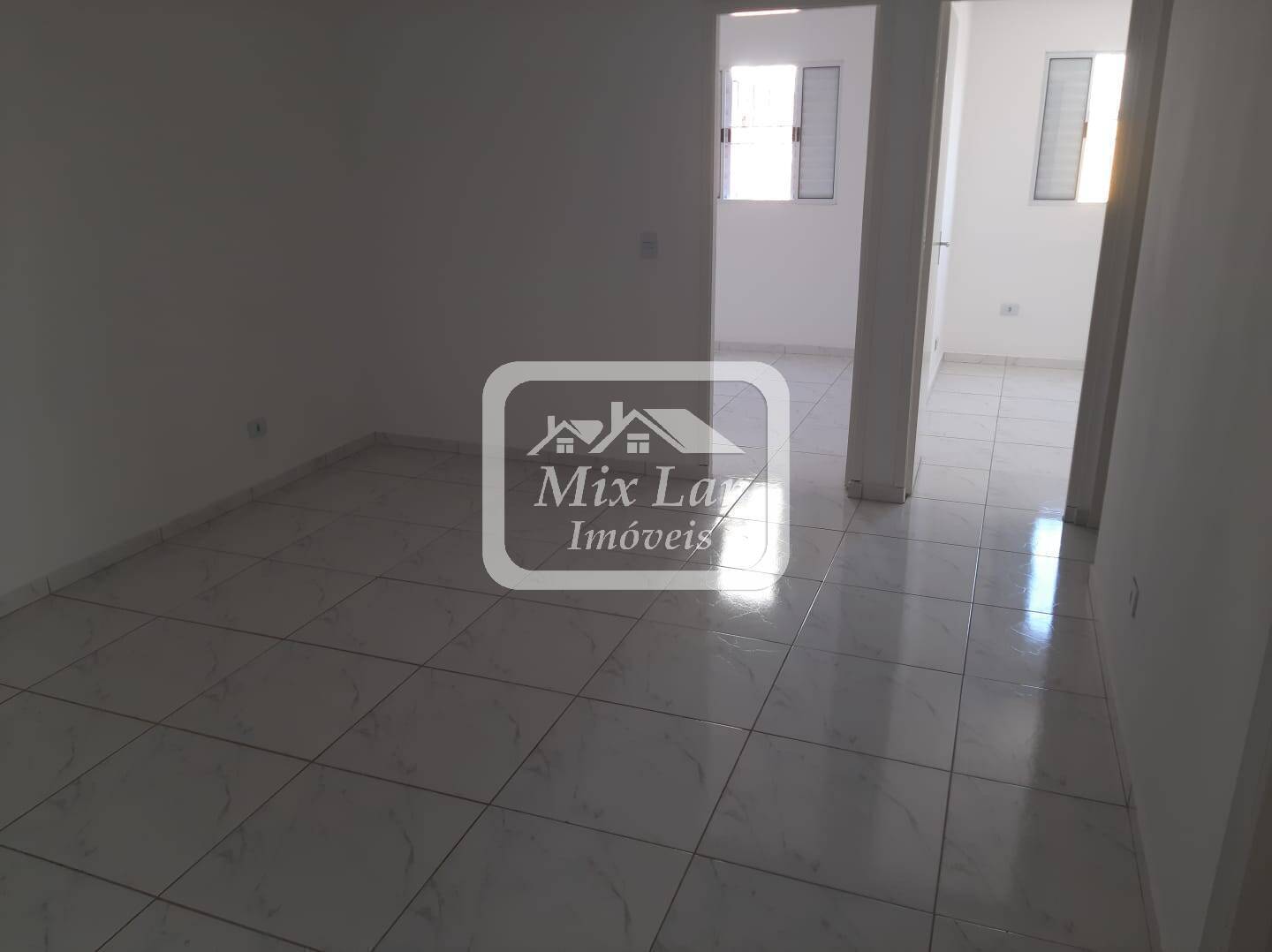 Casa para alugar com 2 quartos, 70m² - Foto 7