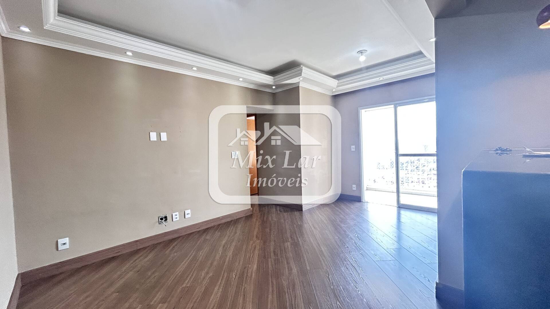 Apartamento para alugar com 3 quartos, 74m² - Foto 1
